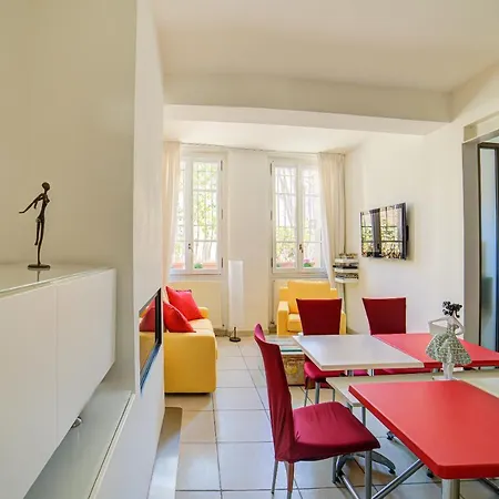 Le Limas 3* Avignon